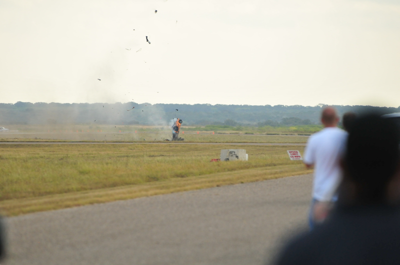 Illustration for article titled Twin Turbo Lamborghini Crashes, Flips At Texas Mile